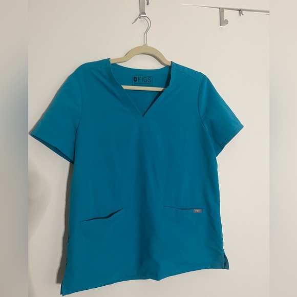 Teal Figs scrubs set, medium size, lightly used, no wear and tear or stains! - Picture 2 of 5